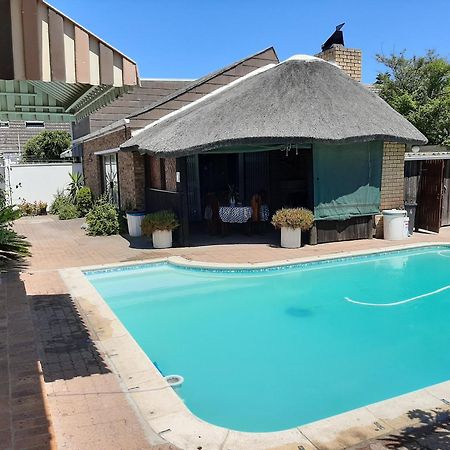 Vergenoegd Guesthouse Parow Dış mekan fotoğraf