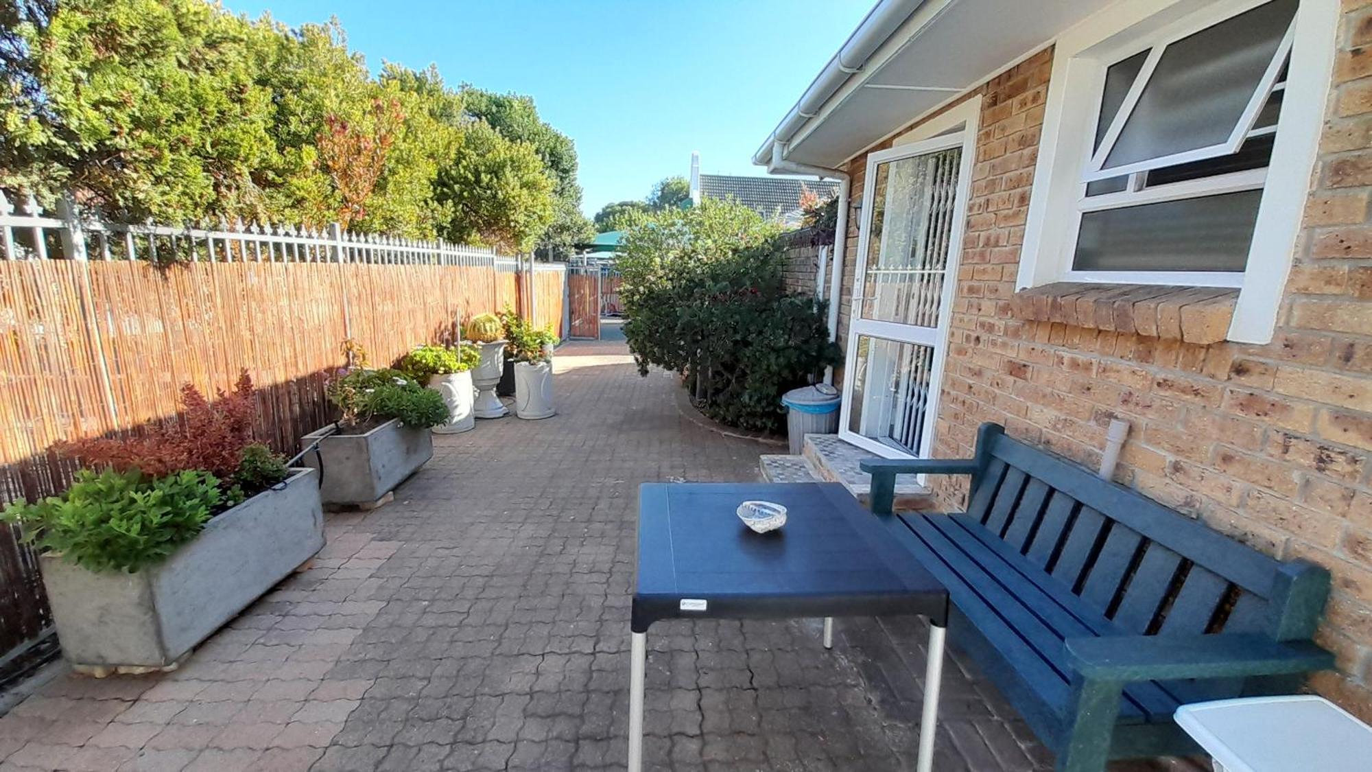 Vergenoegd Guesthouse Parow Dış mekan fotoğraf